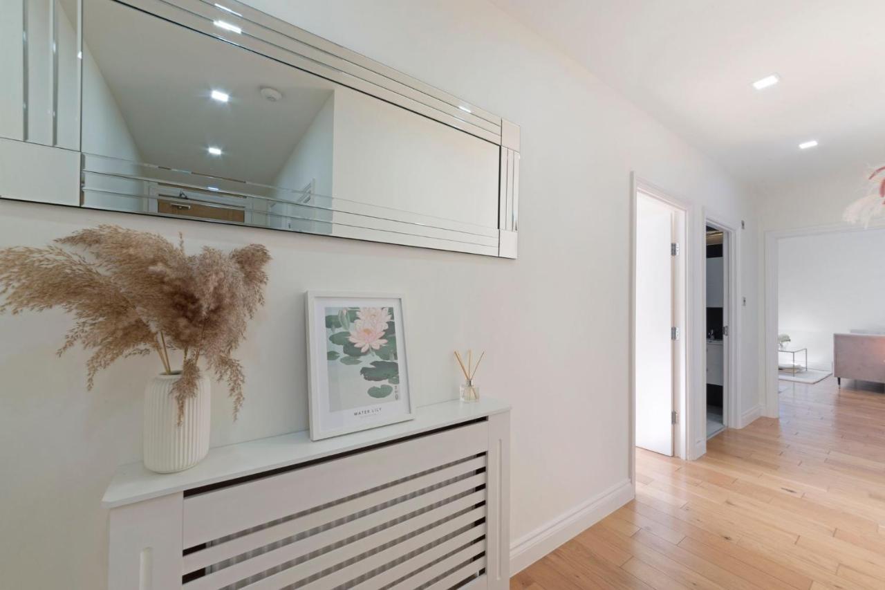 Spacious One Bed Loft Apartment Birchanger Exterior photo