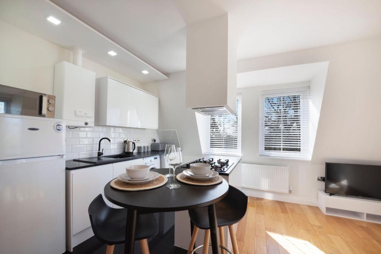 Spacious One Bed Loft Apartment Birchanger Exterior photo